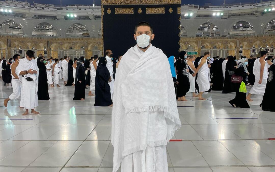 Breaking Boundaries: Islam Makhachev’s Contributions to Shaping the Muslim MMA Identity